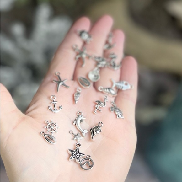 100pc Tib Silver NAUTICAL Mini Charms & MORE JEWELRY KEYCHAIN MAKING DIY BUNDLE - Picture 15 of 16